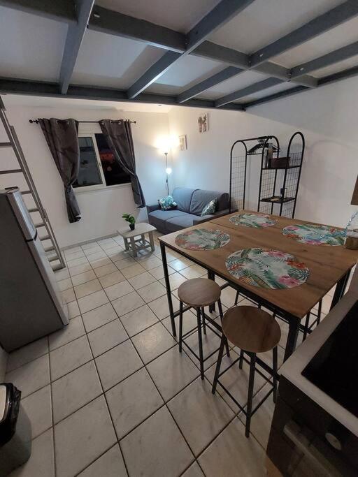 Ferienwohnung Le Ti Papangue Saint Pierre Exterior foto